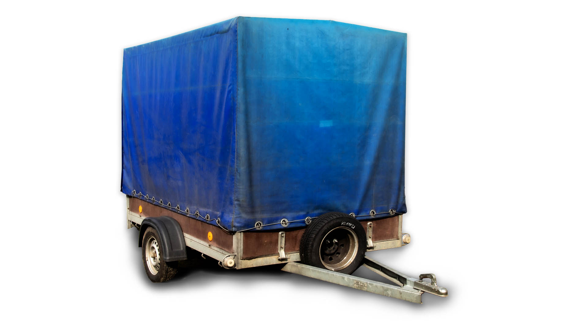 Zaplachtovan� vlek na p�epravu bag�e do 22 osob na Vltav�